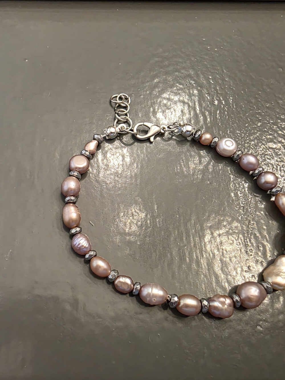 Freshwater Pearl Bracelet in Lavender Pink with Silver Accents
